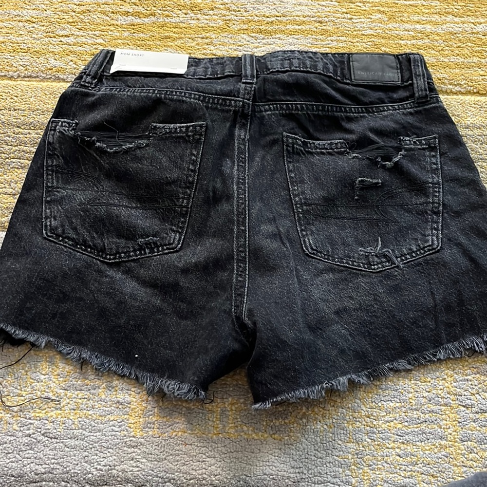 Women’s, AEO, super high rise, mom short, size 2, 26”w, NWT